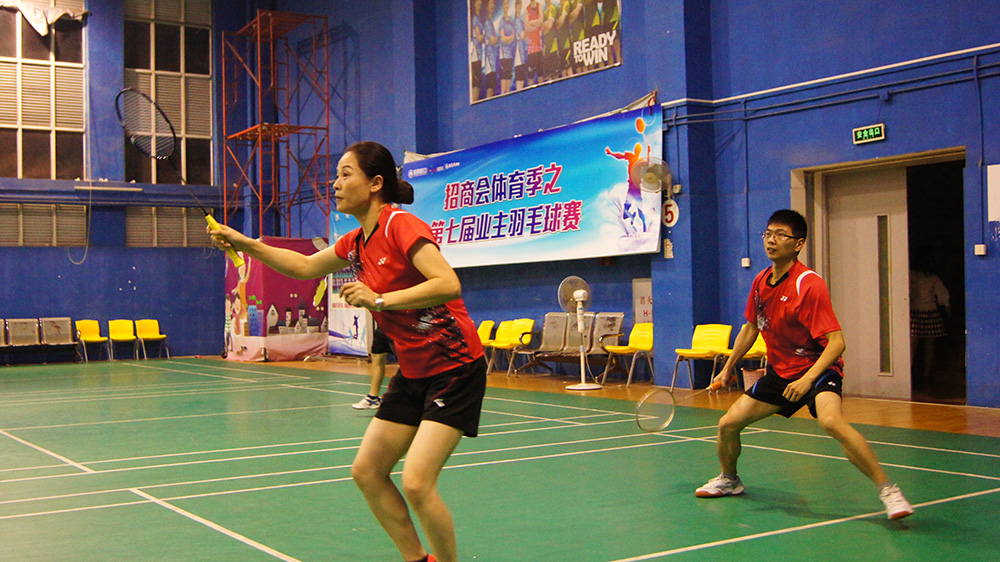 2016羽毛球比赛